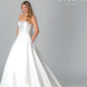 Evelyn Bridal Wedding Dress  - Size 10 (12)